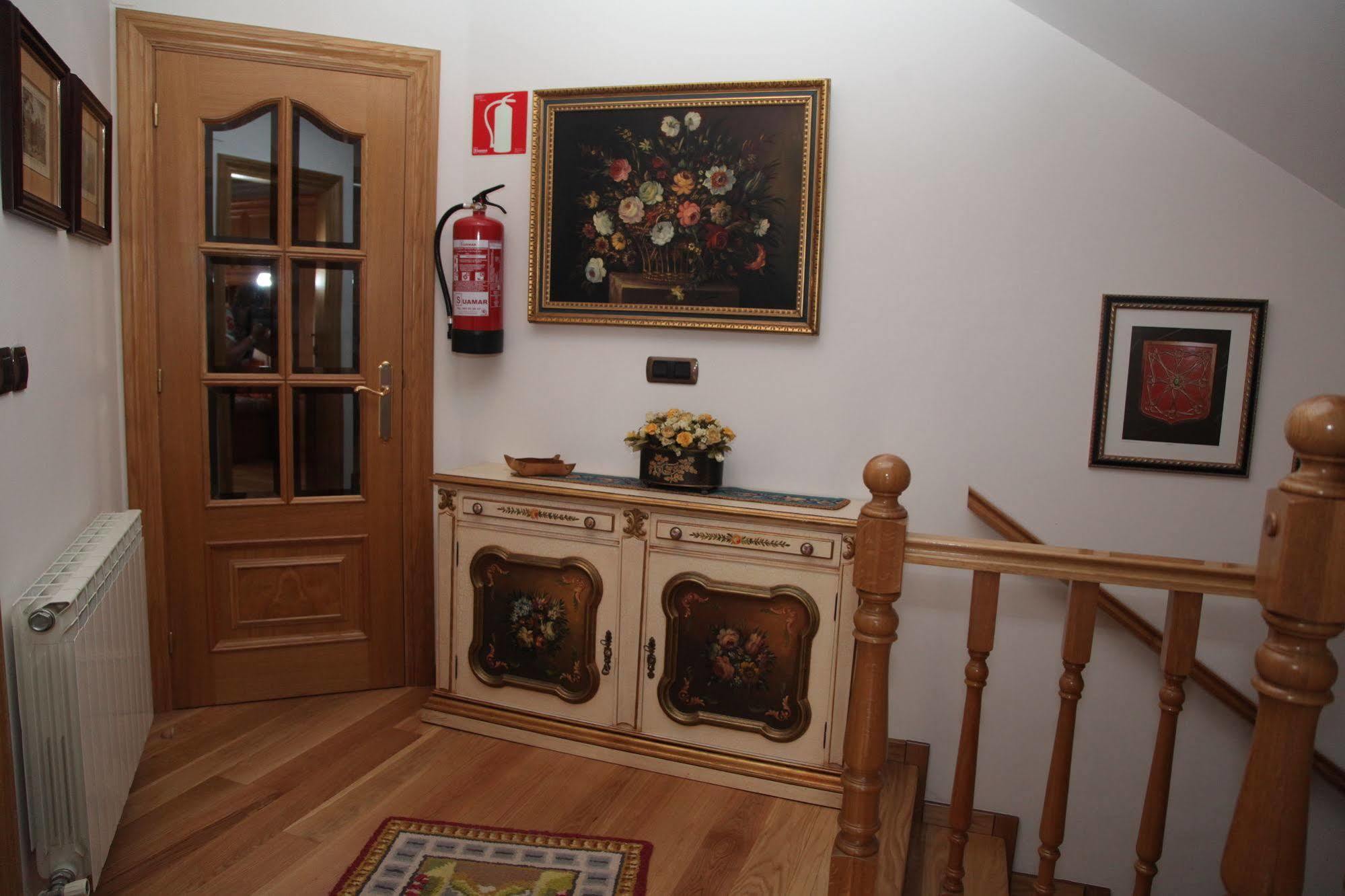 San Pedroko Bidea Alsasua Exterior foto